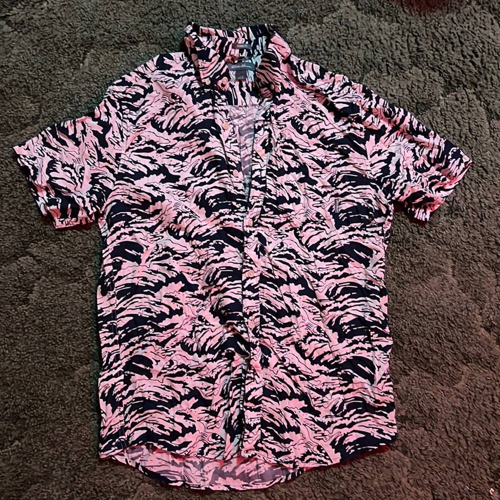 Eddie Bauer button down shirt Large